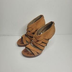Stewart Weitzman tan strappy open toe leather going out heels size 7.5 FLAWS